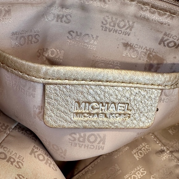 Michael Kors Gold Tote Bag - Picture 4 of 4